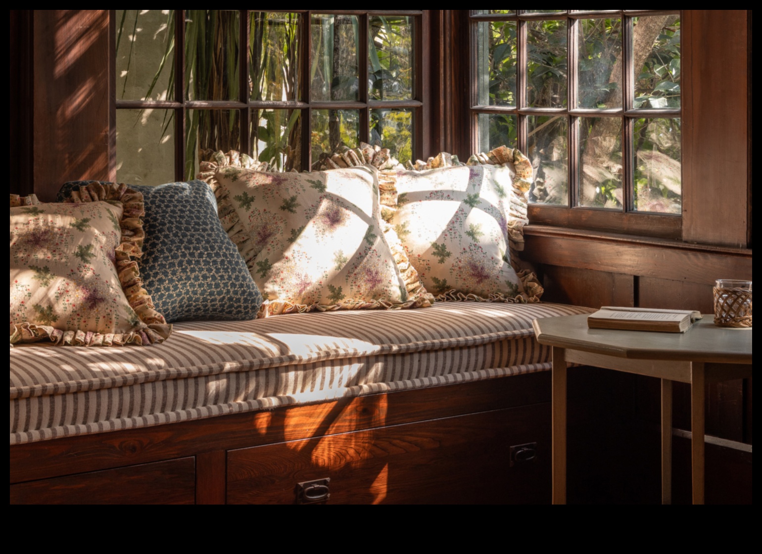 Oază pitorească Transformă-ți spațiul cu flori de cabane confortabile 4 Oază pitorească: Transformarea spațiilor cu flori confortabile de cabane