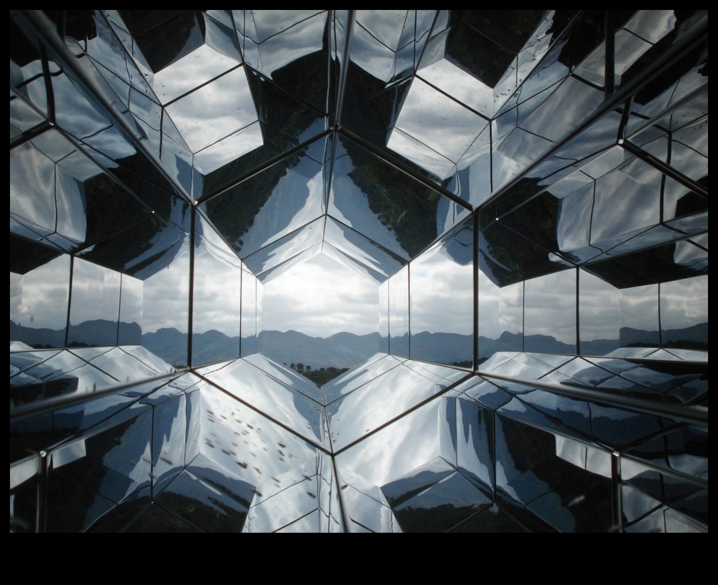 Învățarea Renașterii Reimaginarea viitorului inovației în design 4 Învățarea Renașterii: Reînvierea artei inovației în design