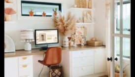 Cum pot realiza un decor de birou boem cu accesorii colorate pentru birou Boho?